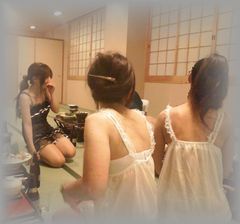 HރC[W